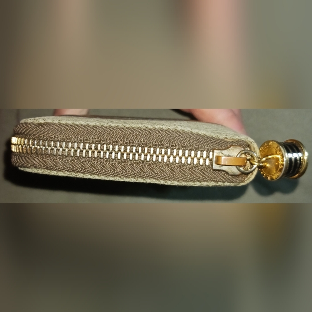 Bvlgari EUC Zip Around Wallet - Picture 3 of 11